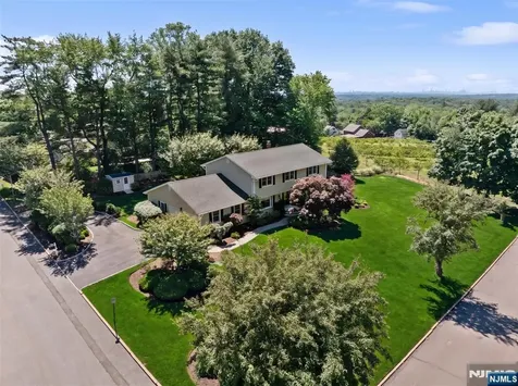 40 Mountainview Terrace Hillsdale NJ 07642