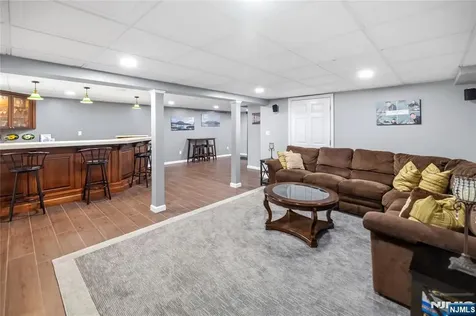 40 Mountainview Terrace Hillsdale NJ 07642