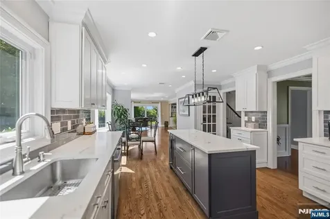 40 Mountainview Terrace Hillsdale NJ 07642