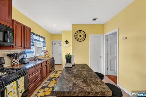 89 Watsessing Avenue Bloomfield NJ 07003