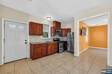 89 Watsessing Avenue Bloomfield NJ 07003