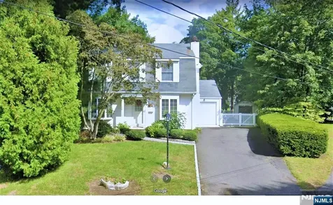424 Eton Court Ridgewood NJ 07450