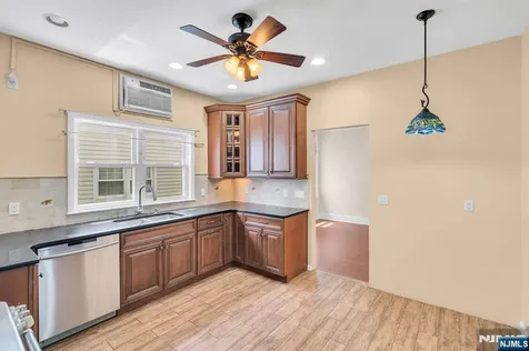 206 Highland Avenue Kearny NJ 07032