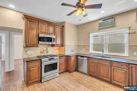 206 Highland Avenue Kearny NJ 07032