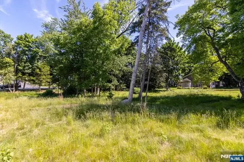 234 Ridge Road Cedar Grove NJ 07009