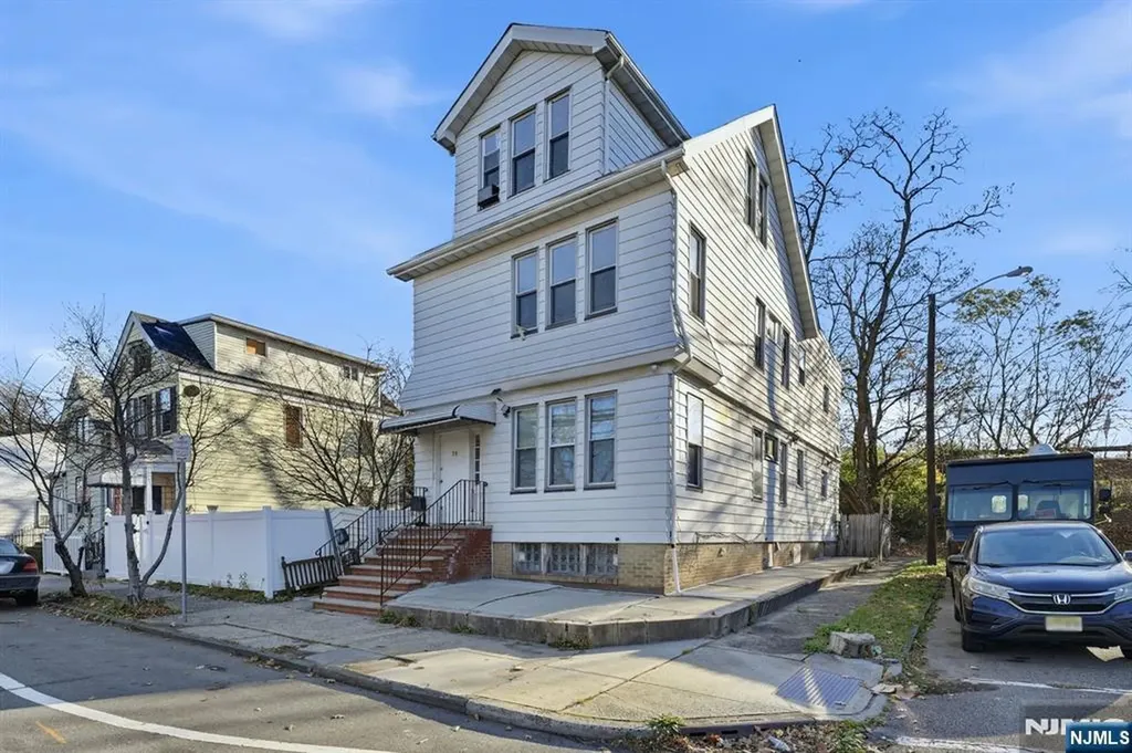 78 Devine Street Newark NJ 07106