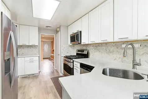 26 Cornell Street West Orange NJ 07052
