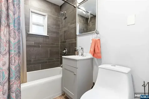 26 Cornell Street West Orange NJ 07052