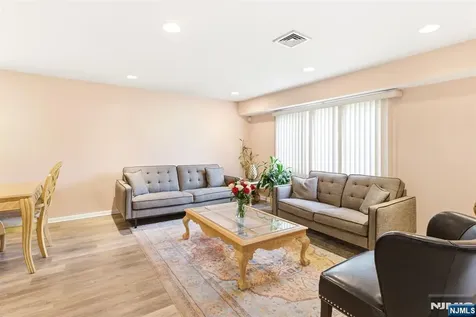 26 Cornell Street West Orange NJ 07052