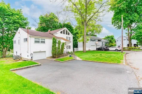 26 Cornell Street West Orange NJ 07052