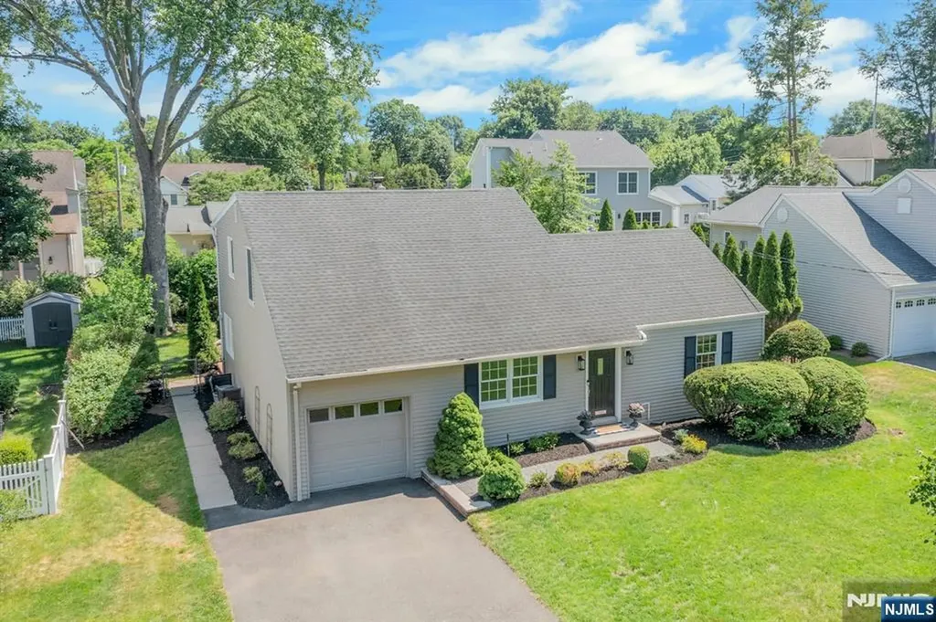 65 E Gramercy Place Glen Rock NJ 07452