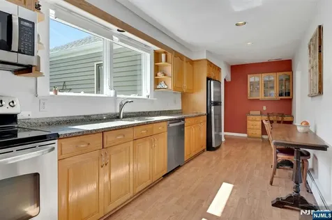 65 E Gramercy Place Glen Rock NJ 07452
