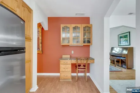 65 E Gramercy Place Glen Rock NJ 07452