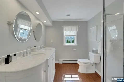 65 E Gramercy Place Glen Rock NJ 07452