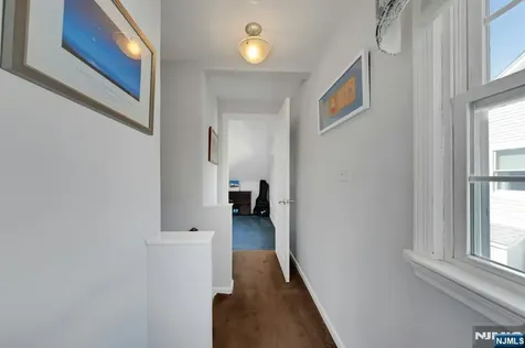 65 E Gramercy Place Glen Rock NJ 07452
