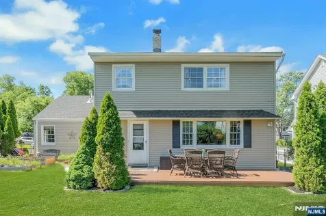 65 E Gramercy Place Glen Rock NJ 07452
