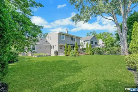 65 E Gramercy Place Glen Rock NJ 07452