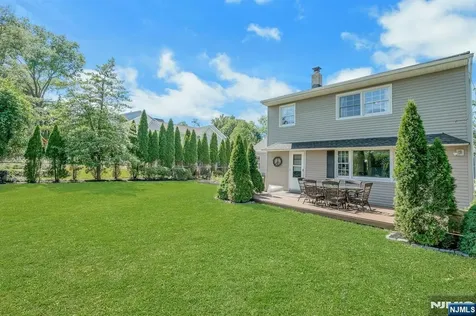 65 E Gramercy Place Glen Rock NJ 07452