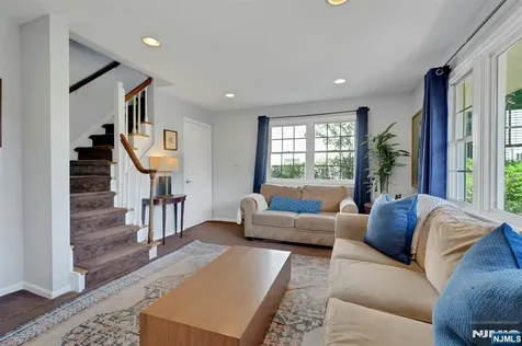 65 E Gramercy Place Glen Rock NJ 07452