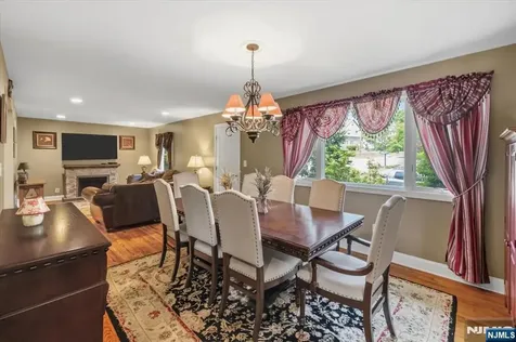 583 Brookside Avenue Oradell NJ 07649
