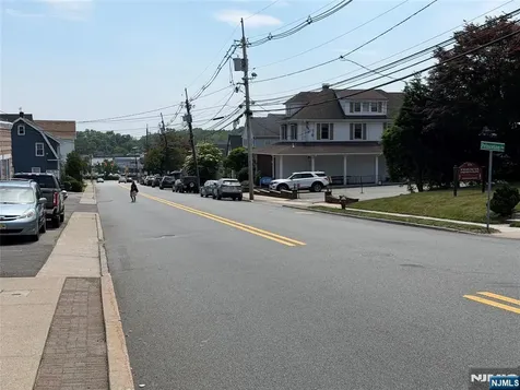 184 Godwin Midland Park NJ 07432