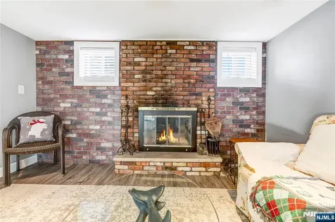 558 Green Lane River Vale NJ 07675