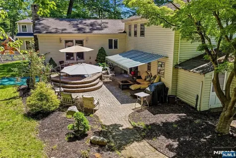 558 Green Lane River Vale NJ 07675