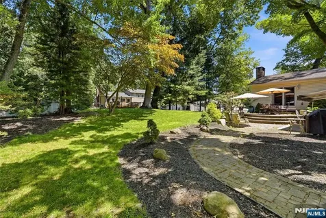 558 Green Lane River Vale NJ 07675