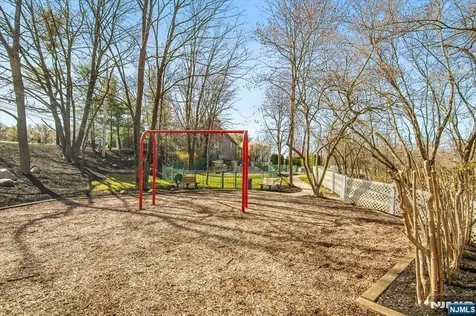 1125 Hyde Park Court Mahwah NJ 07430