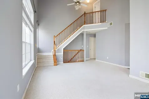 1125 Hyde Park Court Mahwah NJ 07430