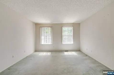 511 Quince Court Mahwah NJ 07430