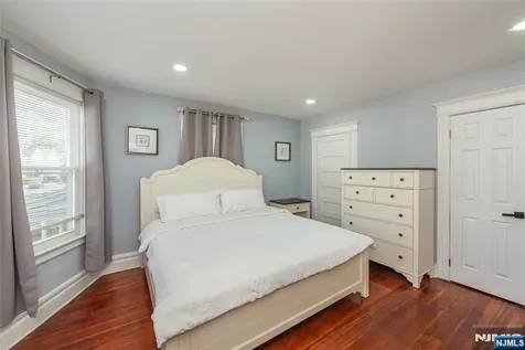 191 Smith Street Newark NJ 07106