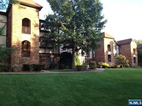 112 Hawthorne Avenue Park Ridge NJ 07656