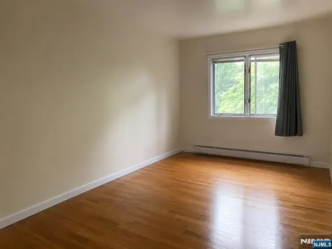 112 Hawthorne Avenue Park Ridge NJ 07656