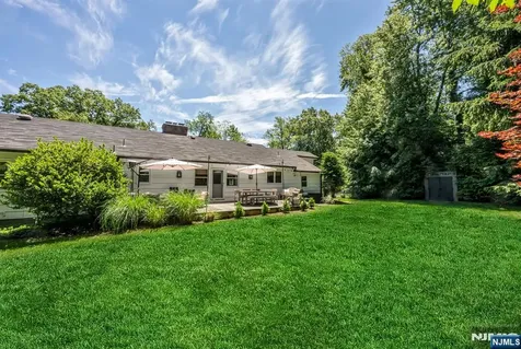 611 Wishing Well Road Wyckoff NJ 07481