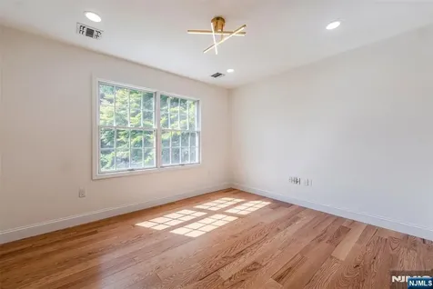 3 Chappy Court Westwood NJ 07675