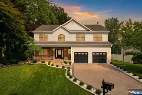 3 Chappy Court Westwood NJ 07675