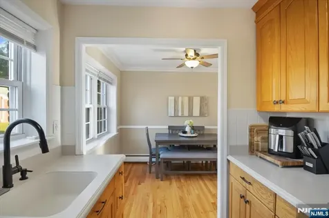 149 Ridge Gardens Cedar Grove NJ 07009