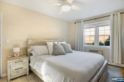 149 Ridge Gardens Cedar Grove NJ 07009