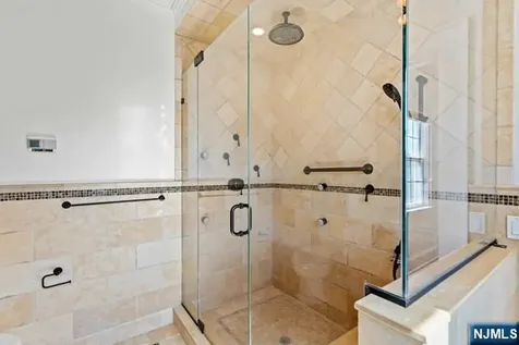 66 Crescent Avenue Cliffside Park NJ 07010