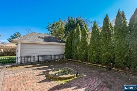 66 Crescent Avenue Cliffside Park NJ 07010
