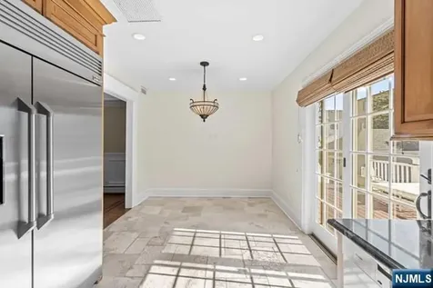 66 Crescent Avenue Cliffside Park NJ 07010