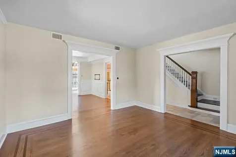 66 Crescent Avenue Cliffside Park NJ 07010