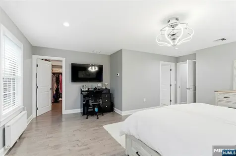 18 Old Wolfe Road Mount Olive Township NJ 07828
