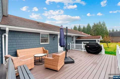 18 Old Wolfe Road Mount Olive Township NJ 07828