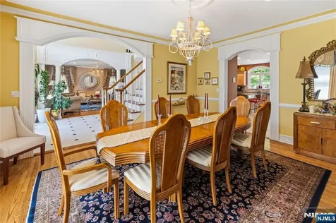 525 Kings Point Trail Franklin Lakes NJ 07417