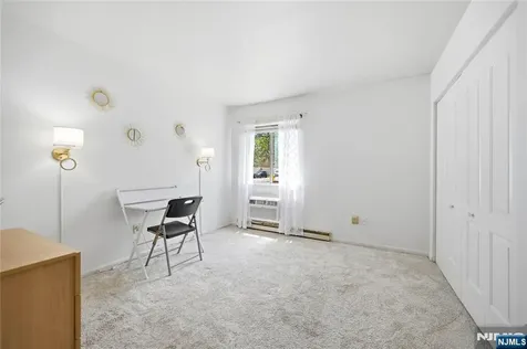 2 Honiss Belleville NJ 07109