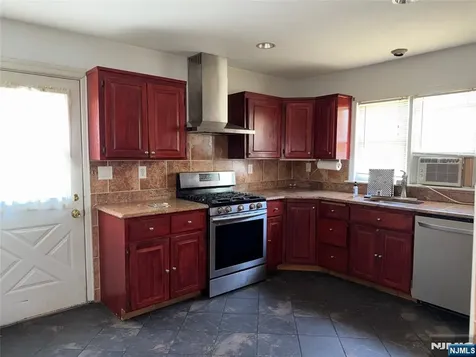 18-20 Somerville Road Ridgewood NJ 07450