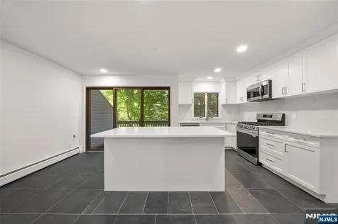 408 Dogwood Court Norwood NJ 07648