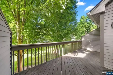 408 Dogwood Court Norwood NJ 07648